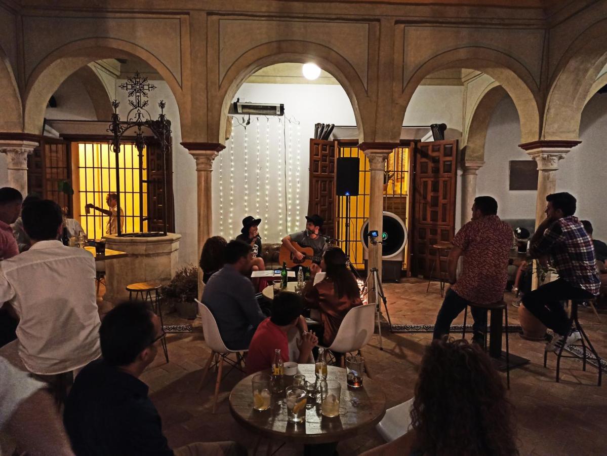 Frenteabastos Suites Cafe Hostal & Apartments 卡莫纳 外观 照片